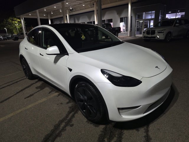 Used 2024 White Tesla Long Range image 7