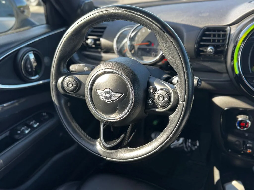 Used 2016 Gray MINI Clubman image 28