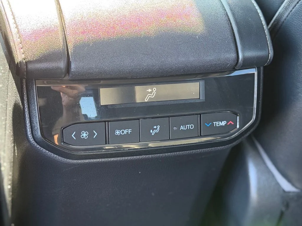 Used 2022 Beige Toyota XLE image 12