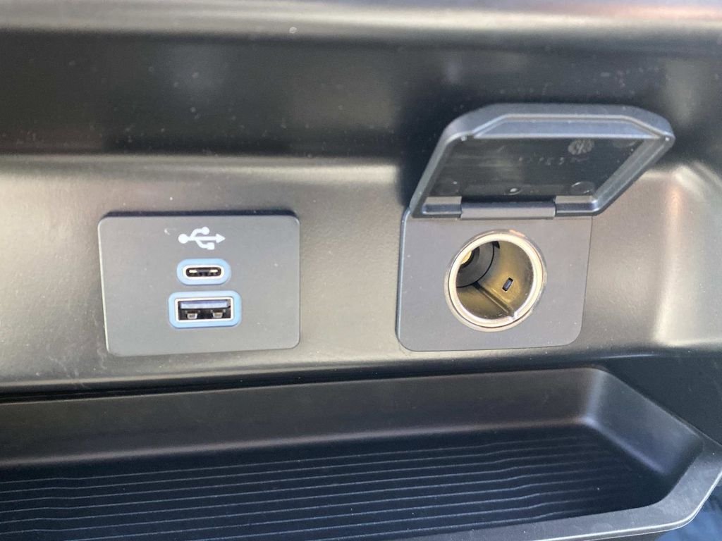 New 2026 Agate Black Metallic Ford F-250® XL image 19