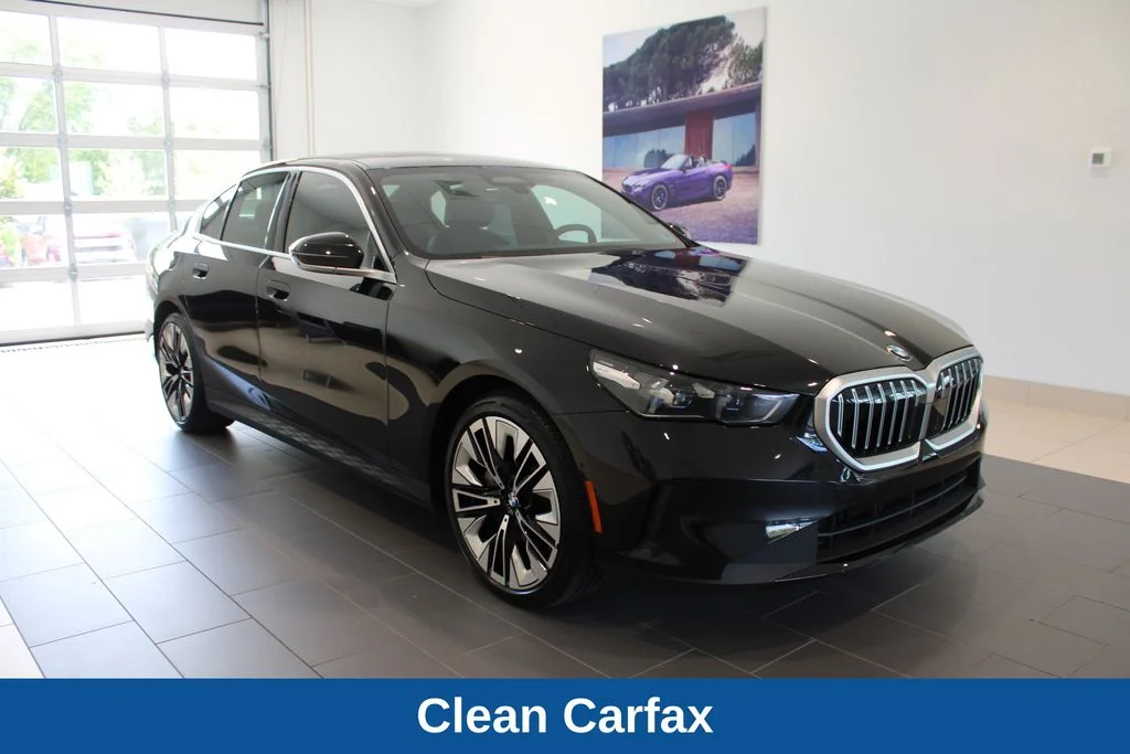 Certified Used 2026 Black Sapphire Metallic BMW 540i xDrive image 2