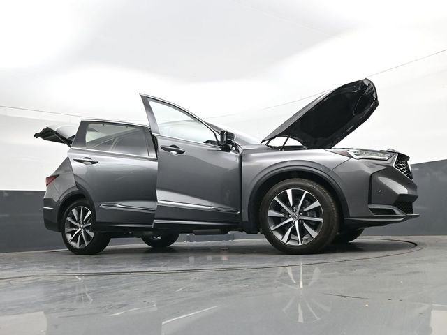 Used 2025  Acura Technology Package image 53