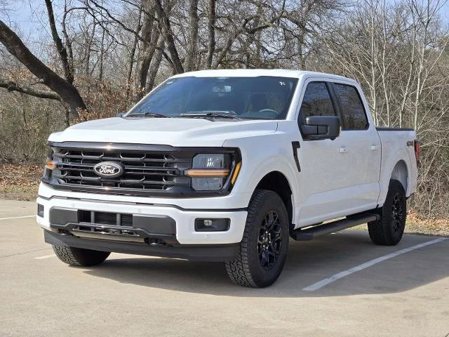 New 2026 Oxford White Ford XLT image 22