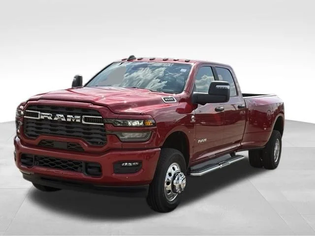 New 2026 Molten Red Pearl-Coat Exterior Paint RAM Big Horn image 4