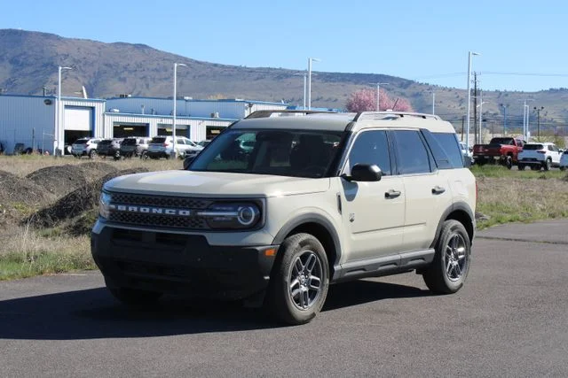 Used 2025 Beige Ford Big Bend image 8
