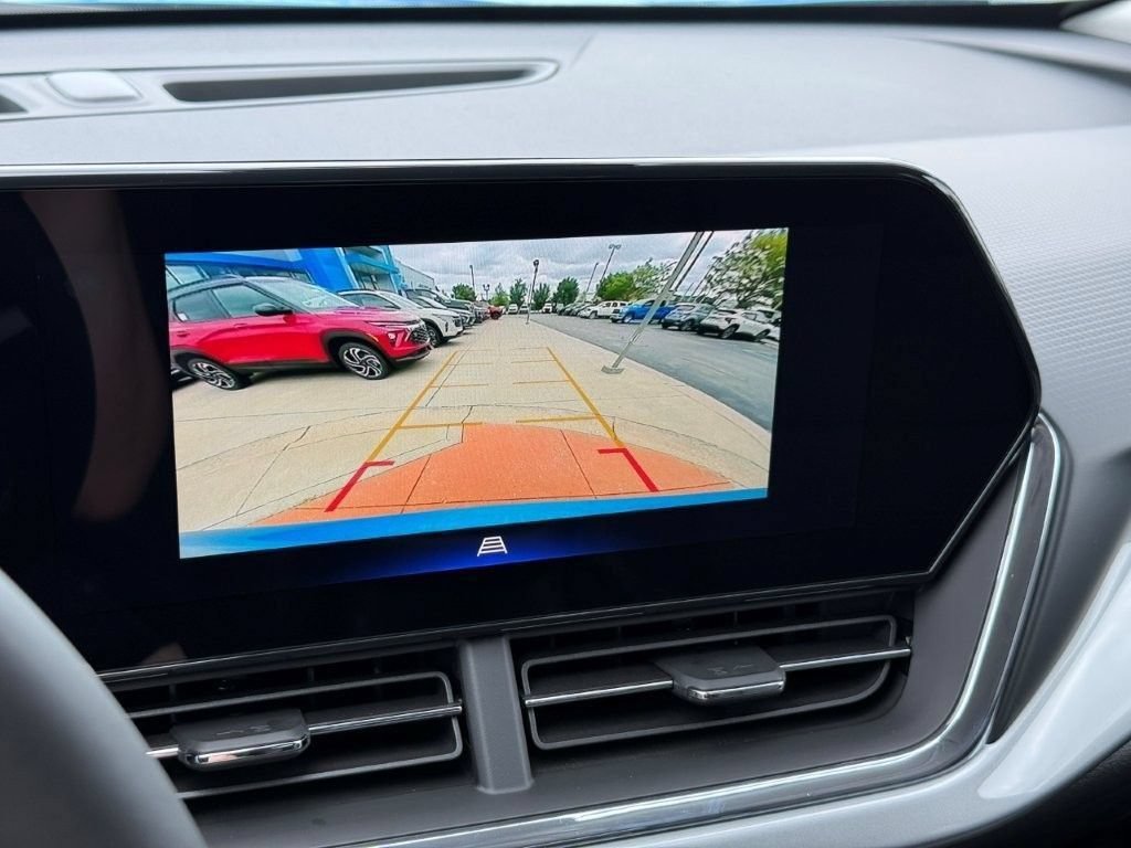2026 Chevrolet Trax LT - Photo 17