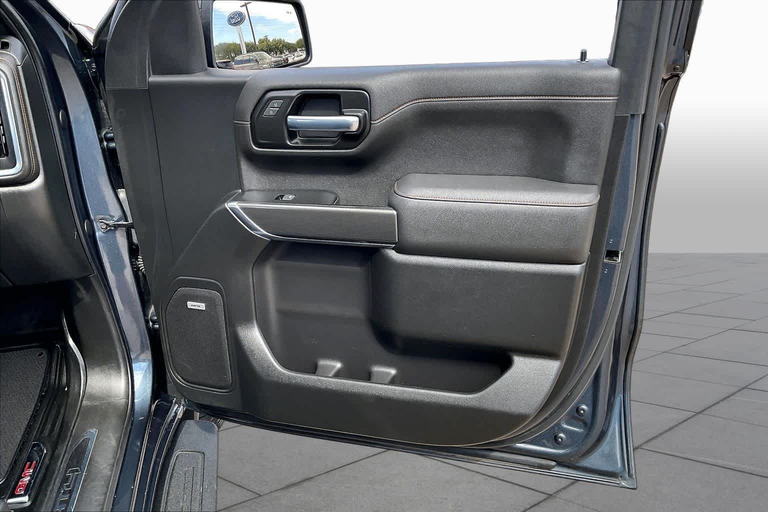 Used 2022 Dark Sky Metallic GMC AT4 image 19