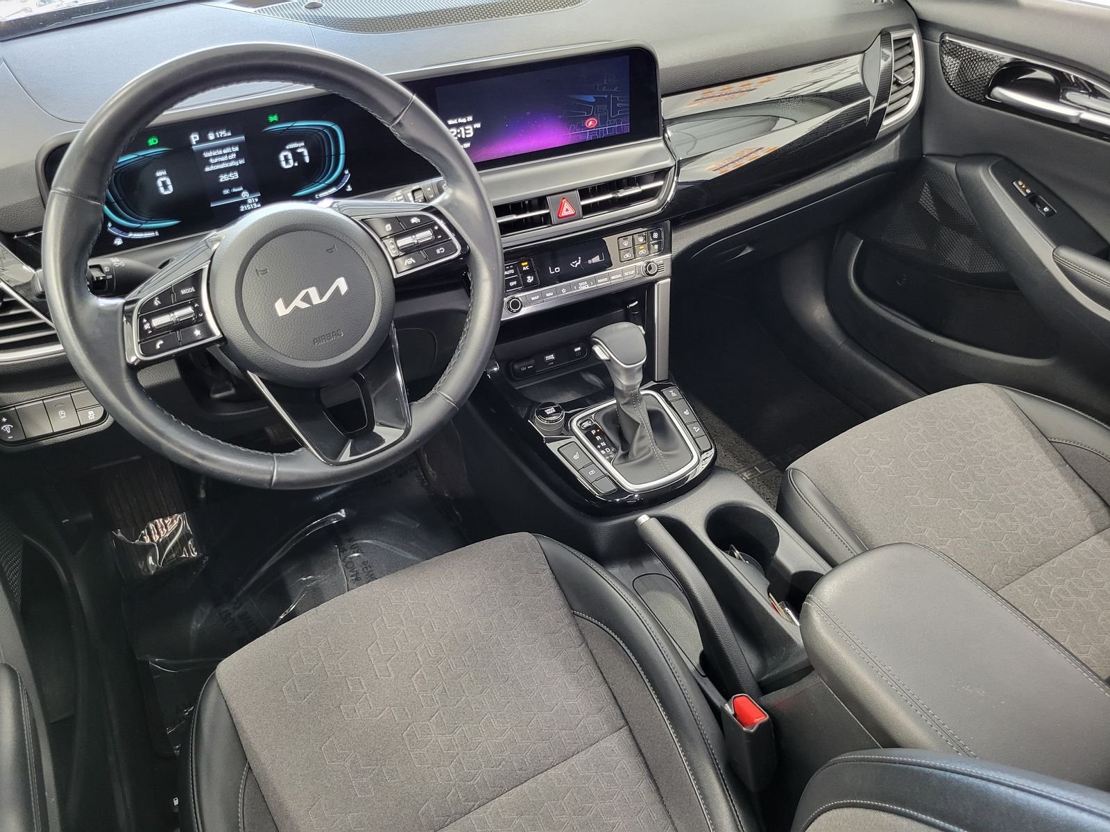 Used 2025 Blue Kia S image 25