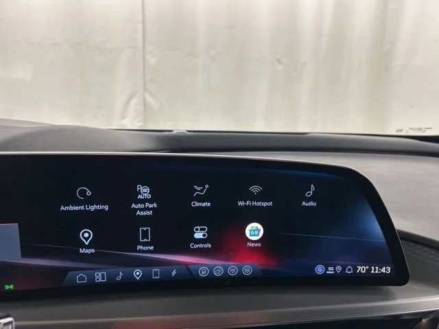 2026 Cadillac LYRIQ V Premium - Photo 10