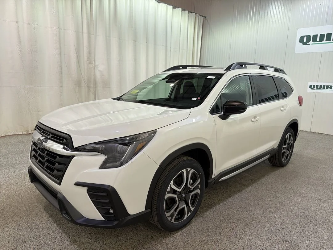 New 2026 Crystal White Pearl Subaru Limited image 4