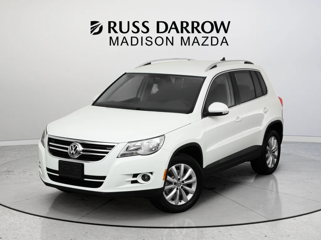 Used 2011 White Volkswagen S image 8