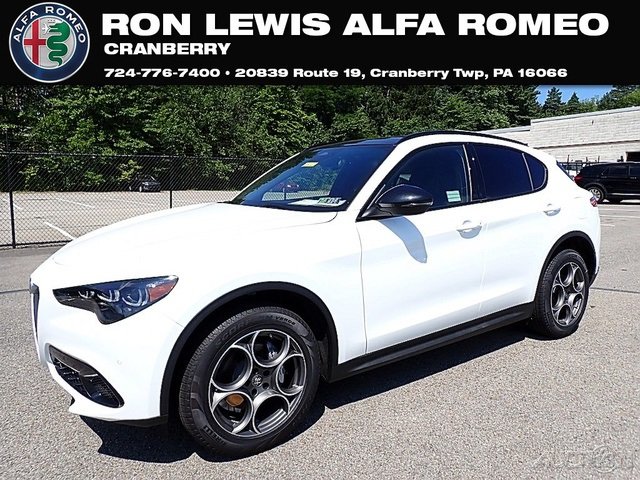 2025 Alfa Romeo Stelvio AWD