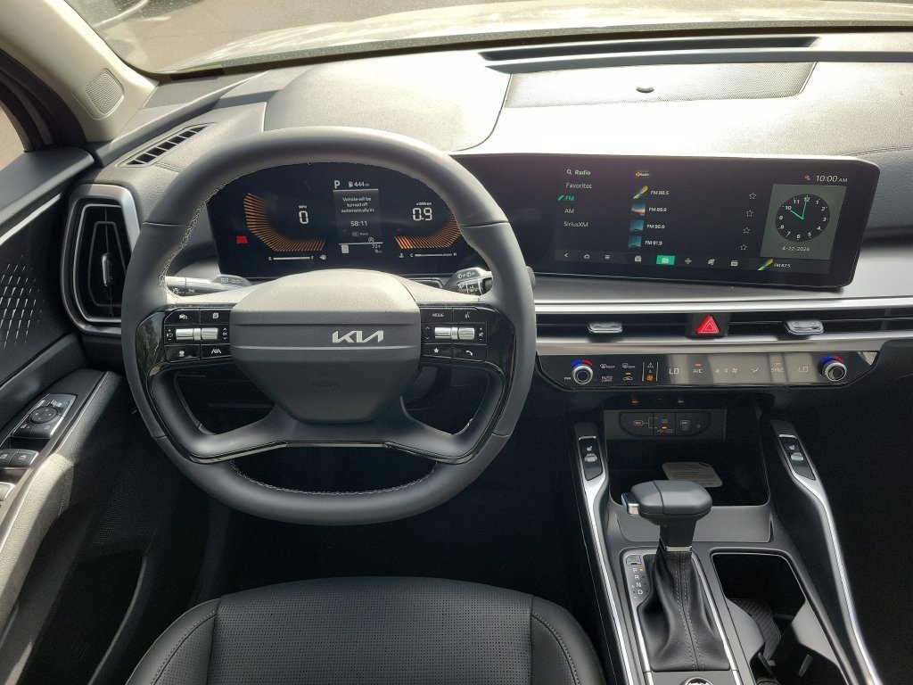 New 2026 Wolf Gray Kia S image 18