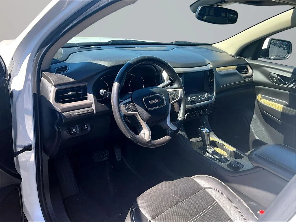 Used 2019 White GMC Denali image 14