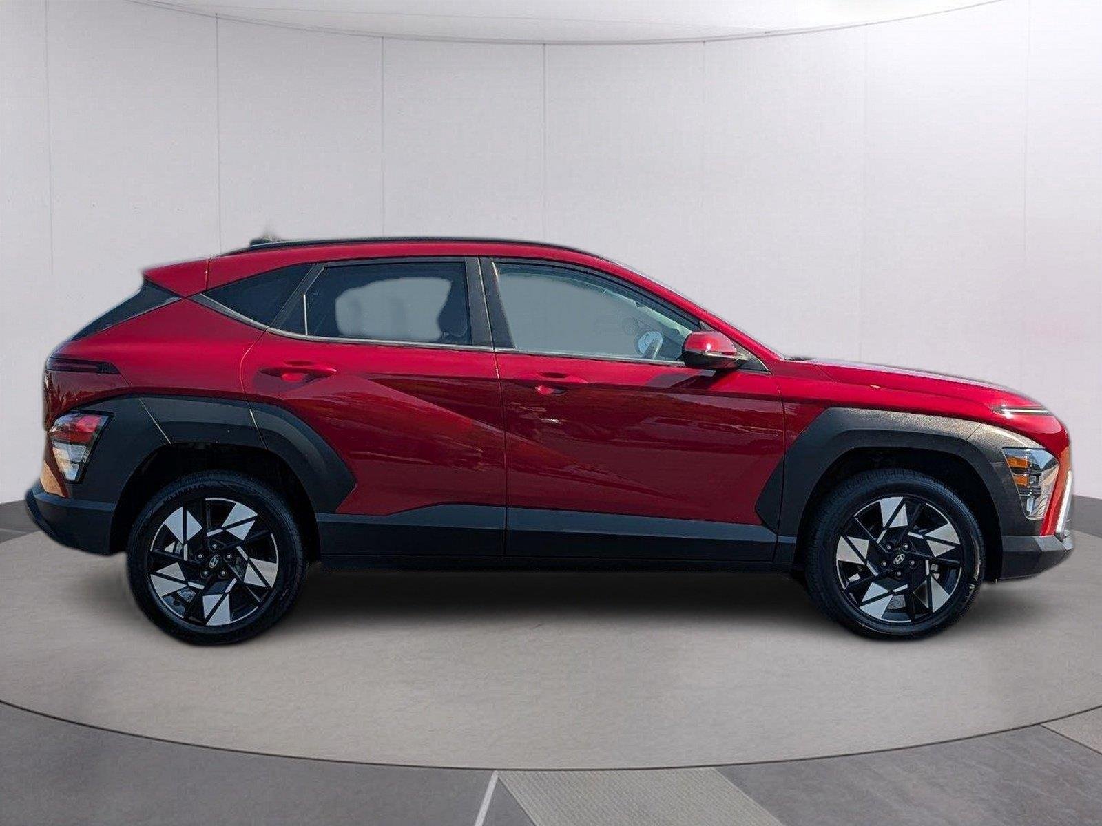 Used 2025 Ultimate Red Metallic Hyundai SEL image 6
