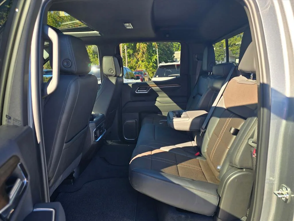 Used 2025 Sterling Gray Metallic Chevrolet High Country image 18