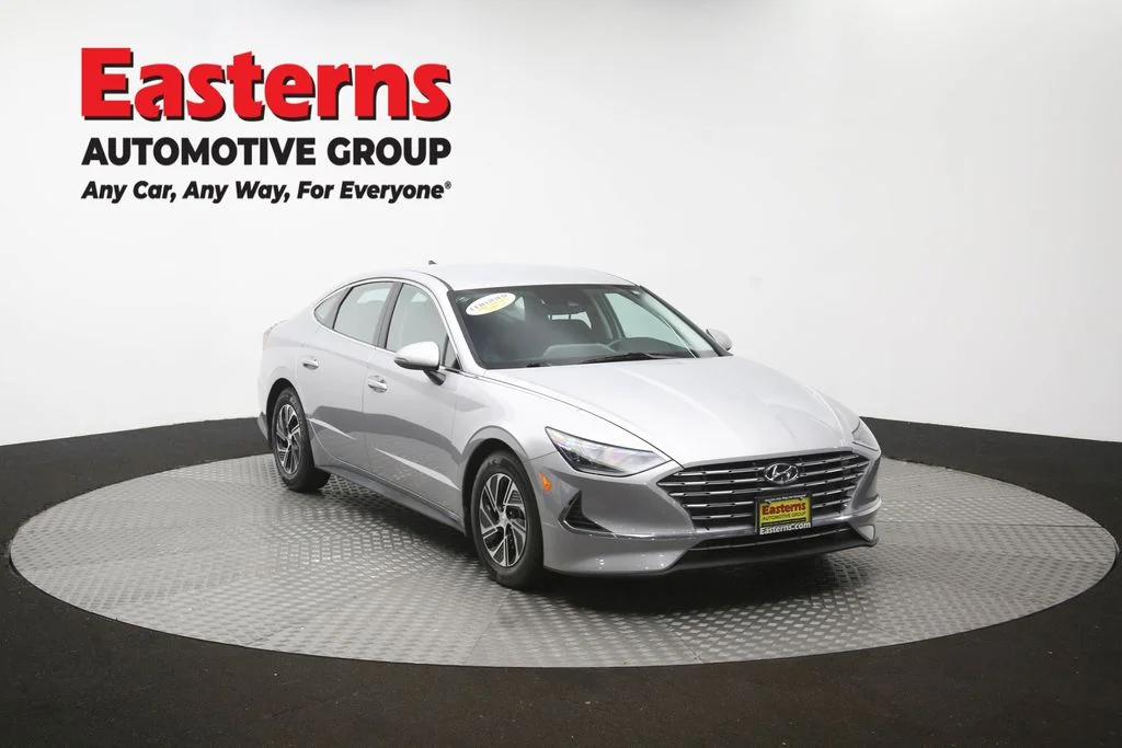 Used 2023 Silver Hyundai Blue image 52