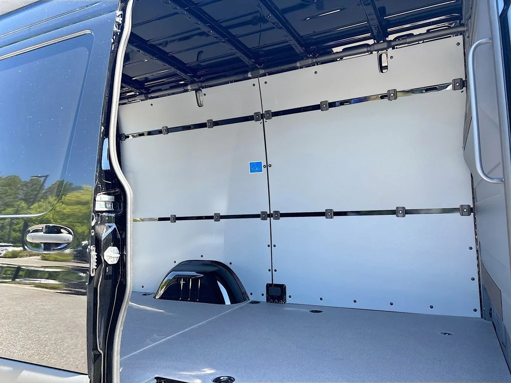 New 2026  Mercedes-Benz Cargo 144 WB image 19