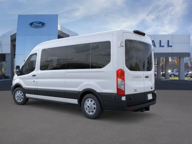 New 2025 Oxford White Ford XL image 4