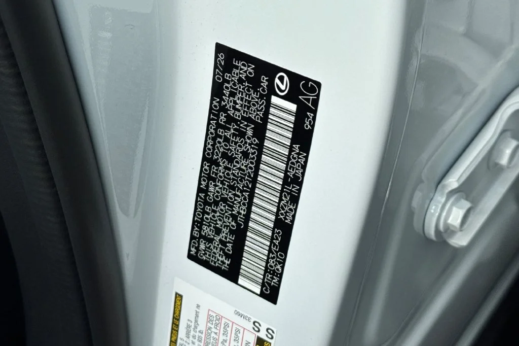 New 2026 Ultra White Lexus ES 350e PREMIUM image 26