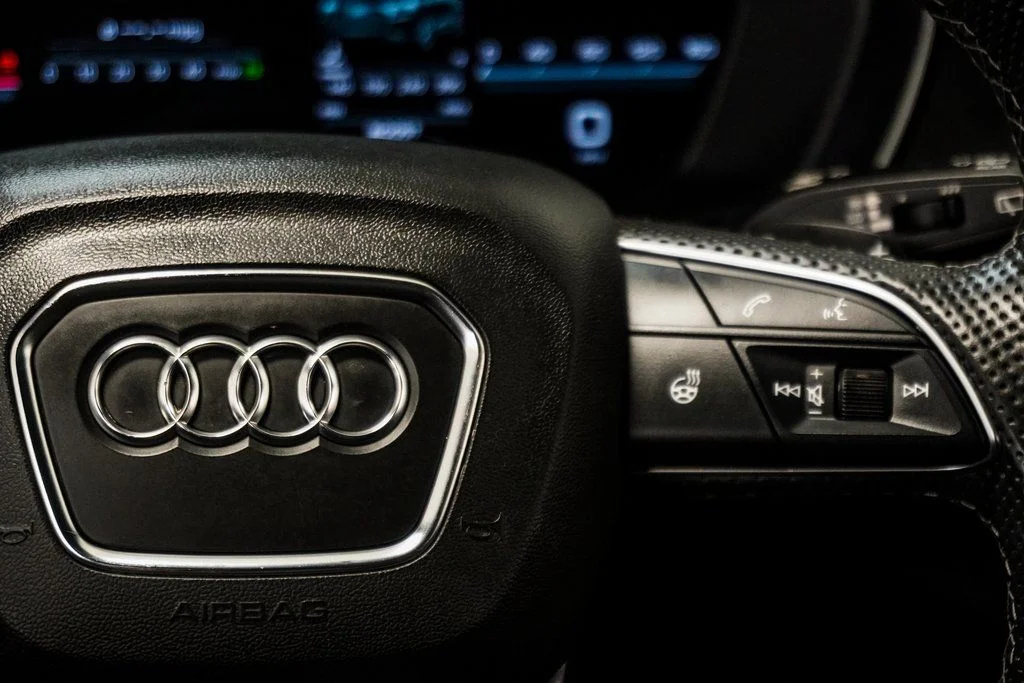 Used 2022 Silver Audi Prestige image 29