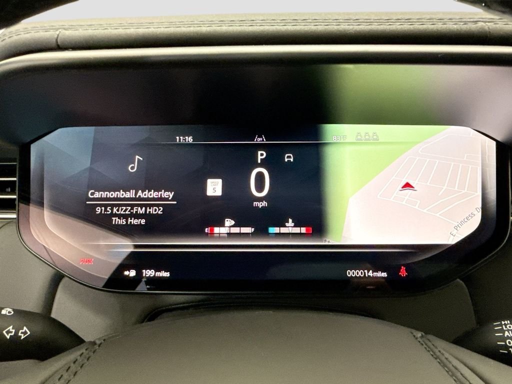 New 2026 Fuji White LAND ROVER SE image 33