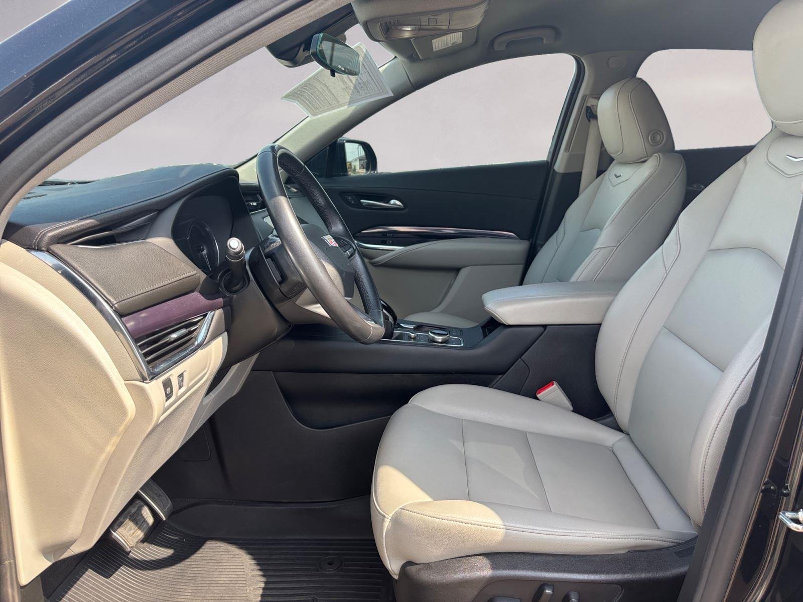 Used 2023 Stellar Black Metallic Cadillac FWD Luxury image 9