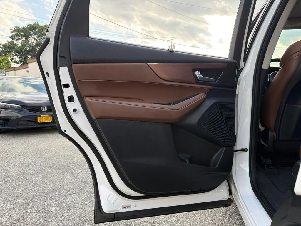 Used 2024 White Acura Technology image 30
