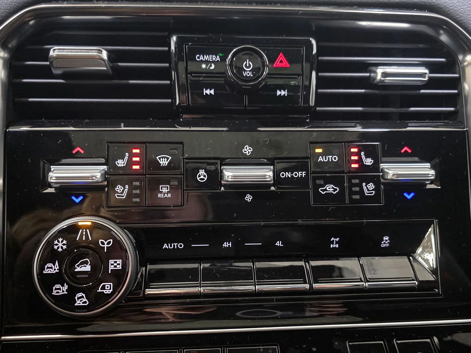 New 2026 Super Black Nissan PRO-4X® image 29