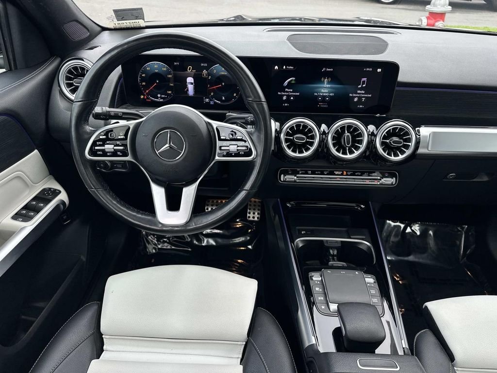 Used 2023  Mercedes-Benz GLB 250 image 20