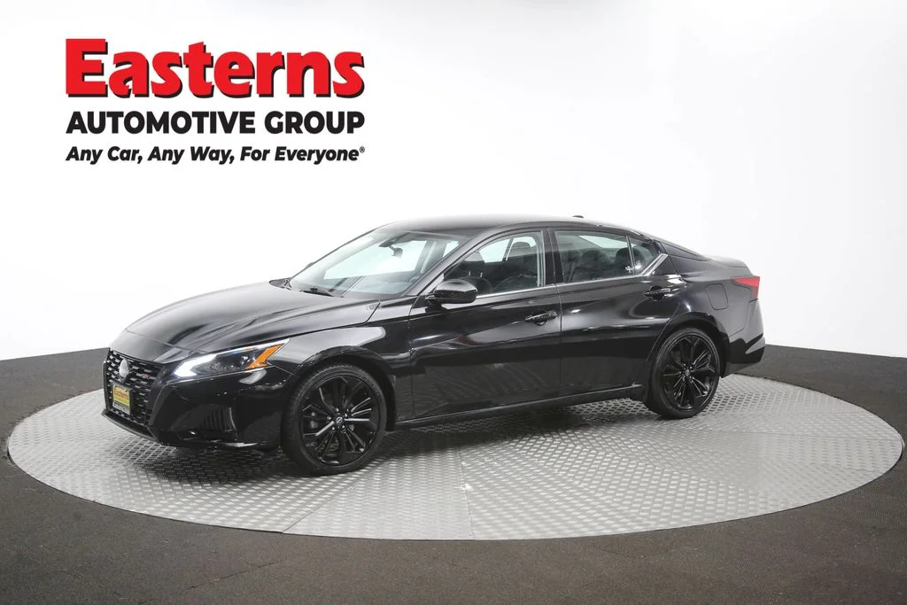 Used 2024 Black Nissan 2.5 SR image 58