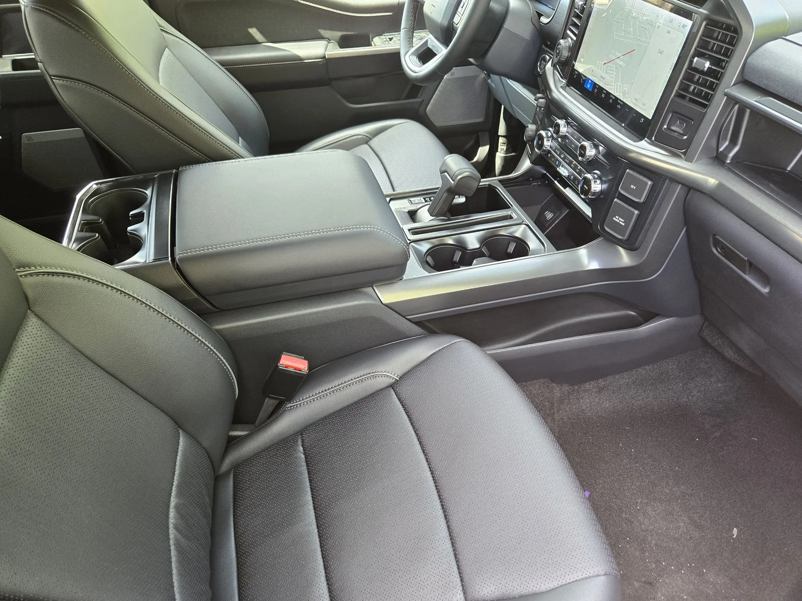 New 2026 Agate Black Metallic Ford Lariat® image 9