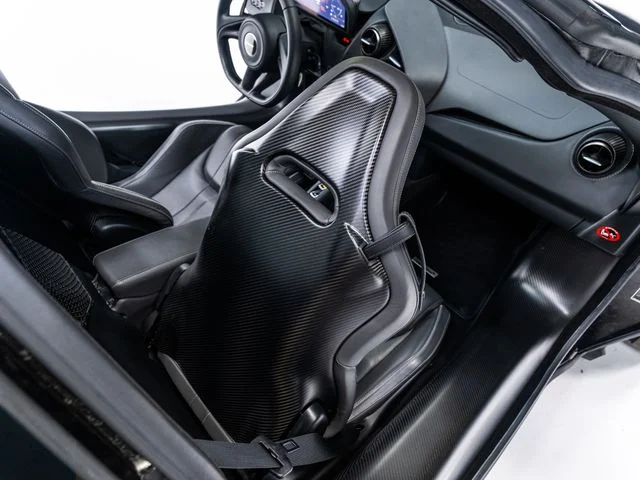 Used 2018 Gray McLaren Base image 42