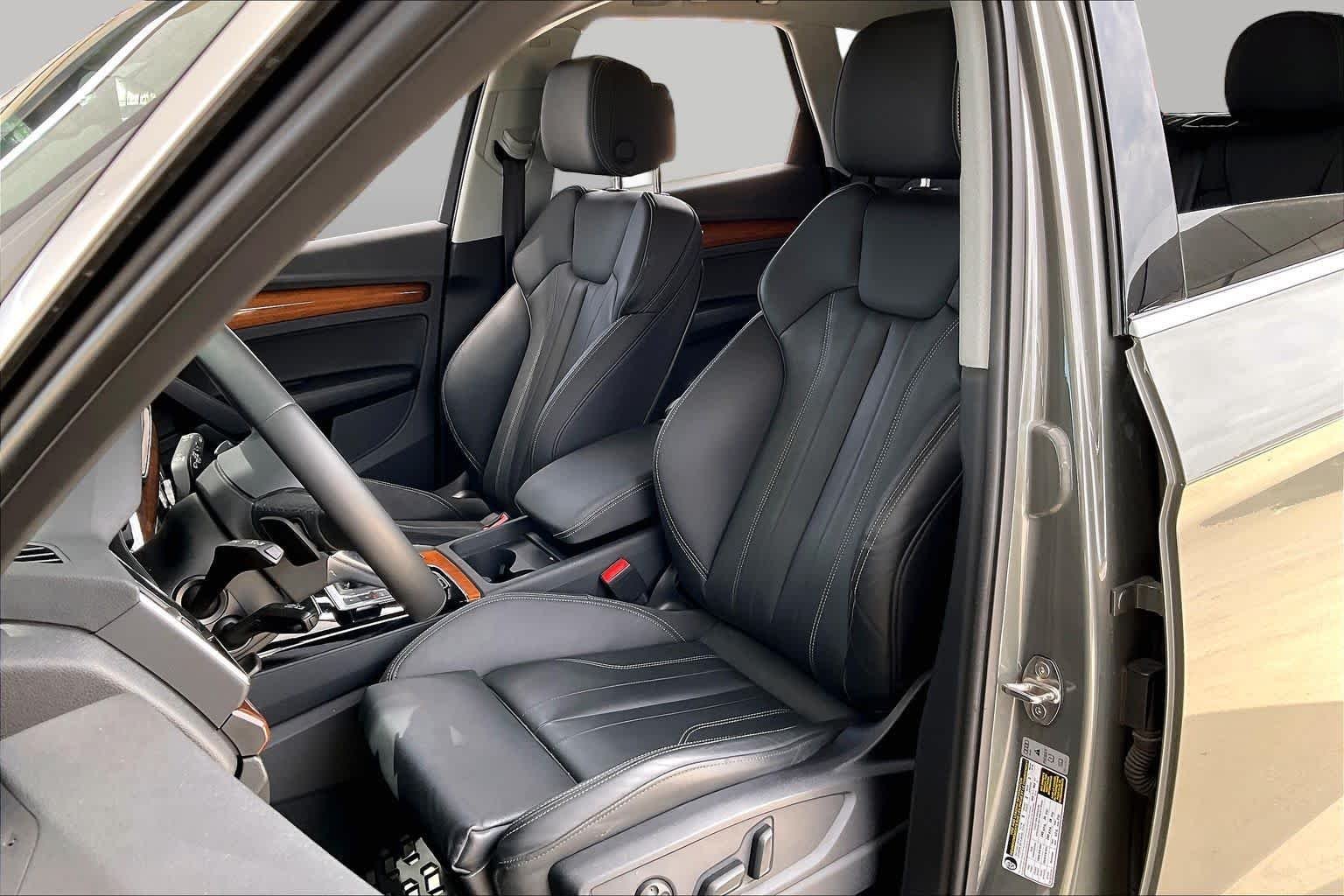 Used 2023 Chronos Gray Metallic Audi S line Premium image 8