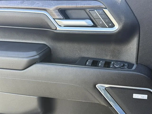 2023 Chevrolet Silverado 1500 LTZ - Photo 20
