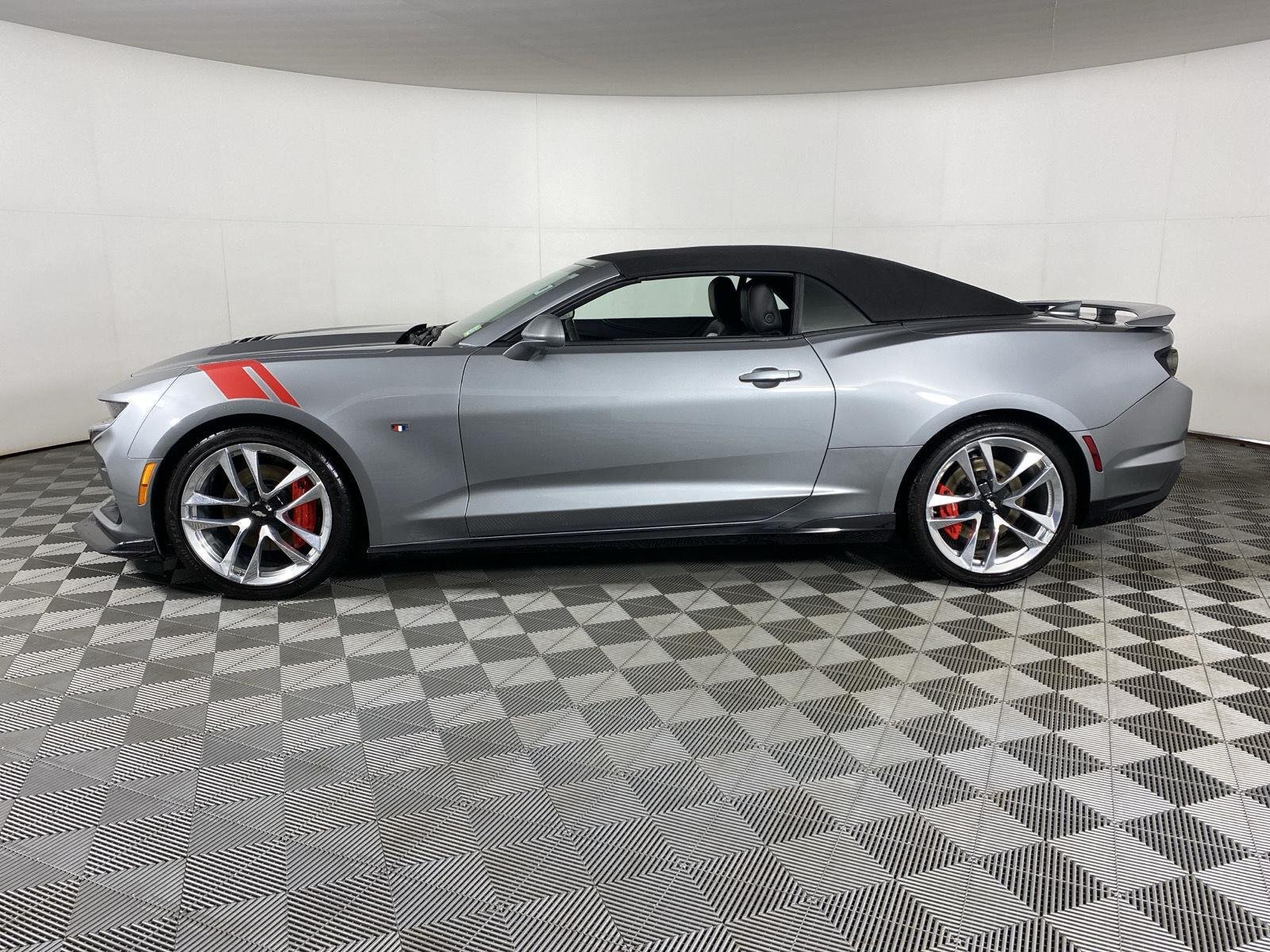 Used 2023 Sharkskin Metallic Chevrolet 2SS image 4