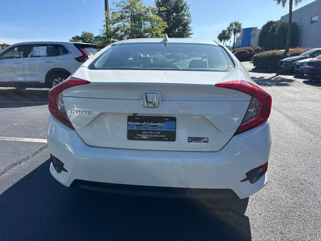 Certified Used 2018 Taffeta White Honda EX image 4