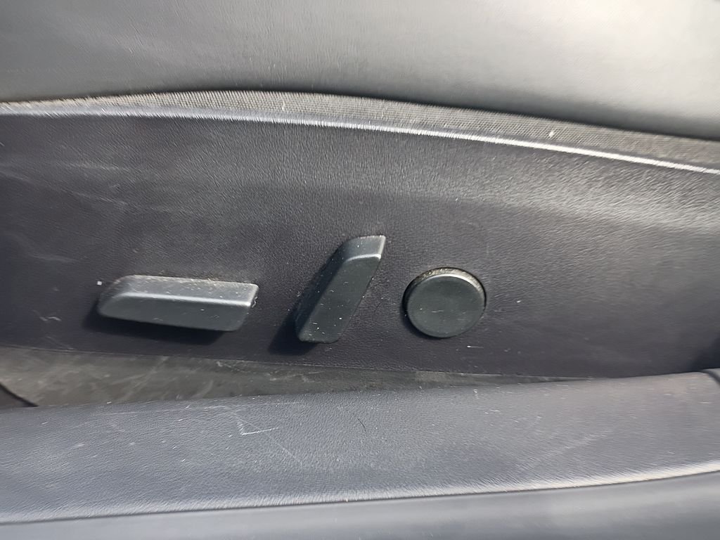 Used 2019 Blue Tesla Long Range image 24