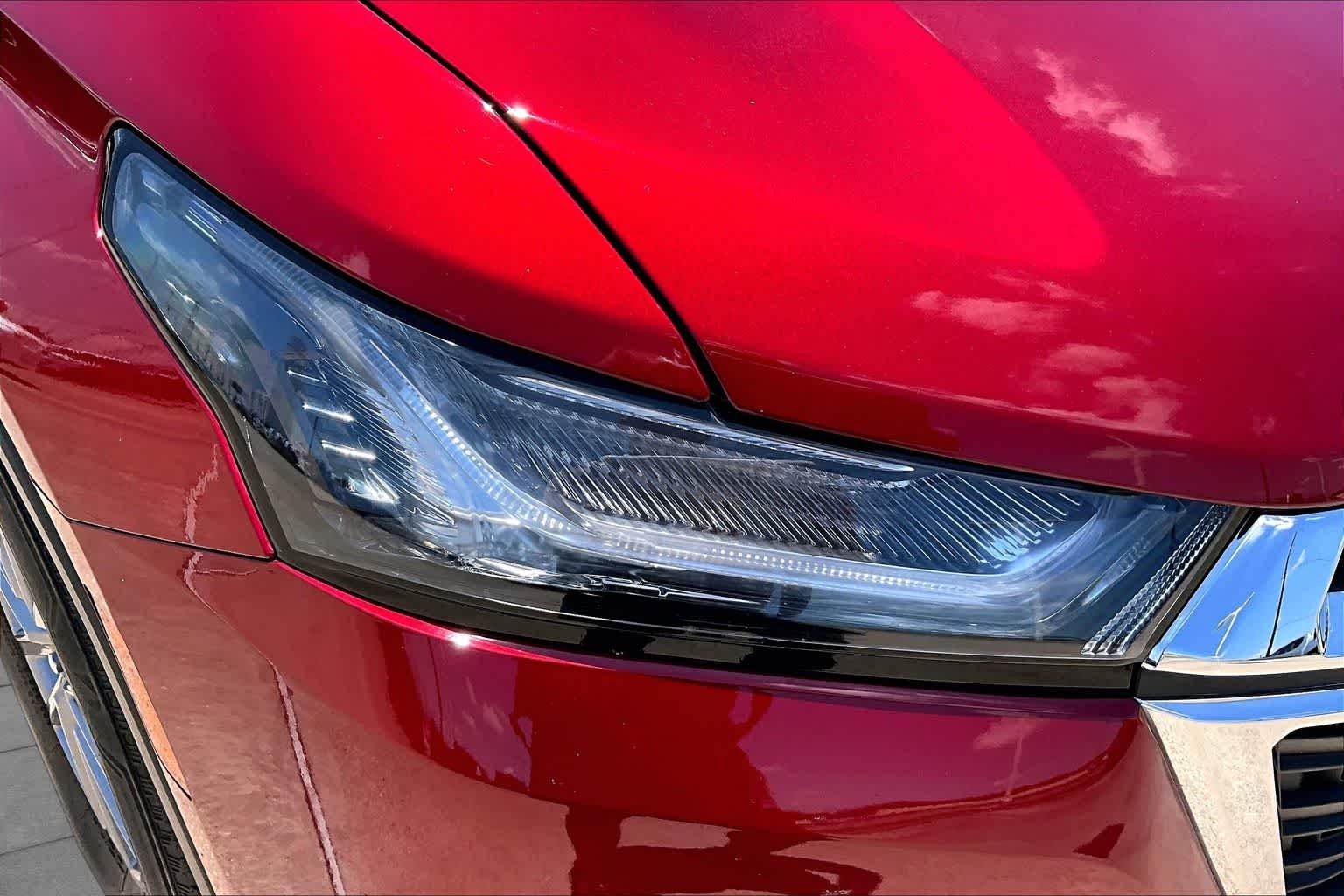 Used 2023 Radiant Red Tintcoat Chevrolet LT Cloth image 37