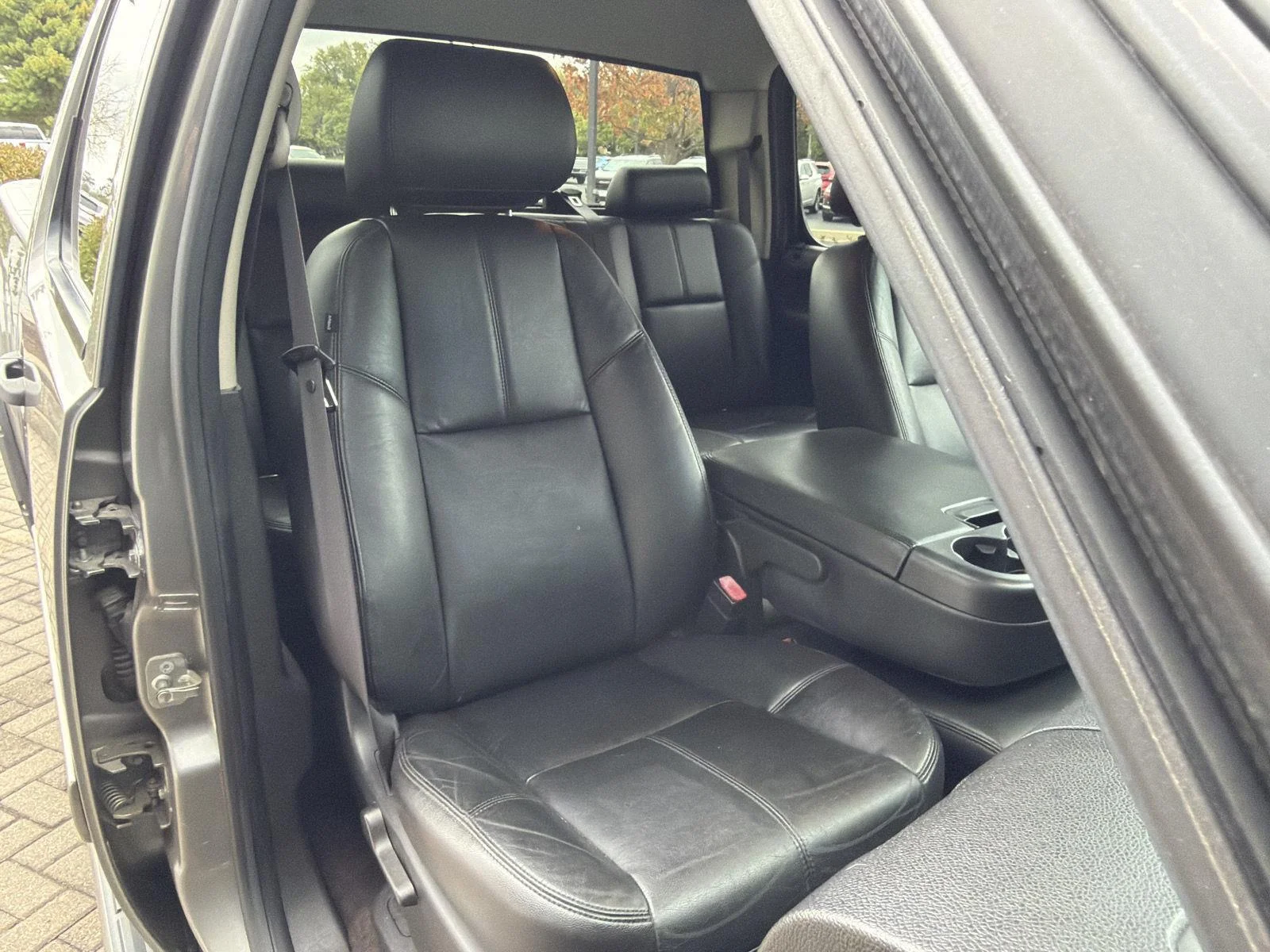 Used 2012 STEEL GRAY METALLIC GMC SLE image 26