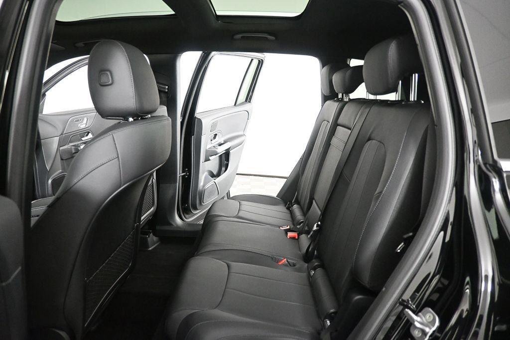 New 2026 Night Black Mercedes-Benz GLB 250 image 20