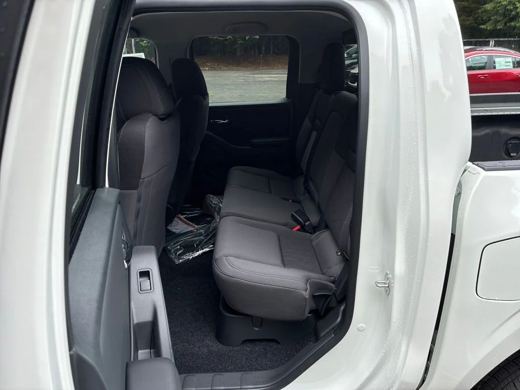 New 2026 Glacier White Nissan Crew Cab SV image 20