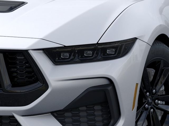 New 2026 Iconic Silver Metallic Ford GT image 40