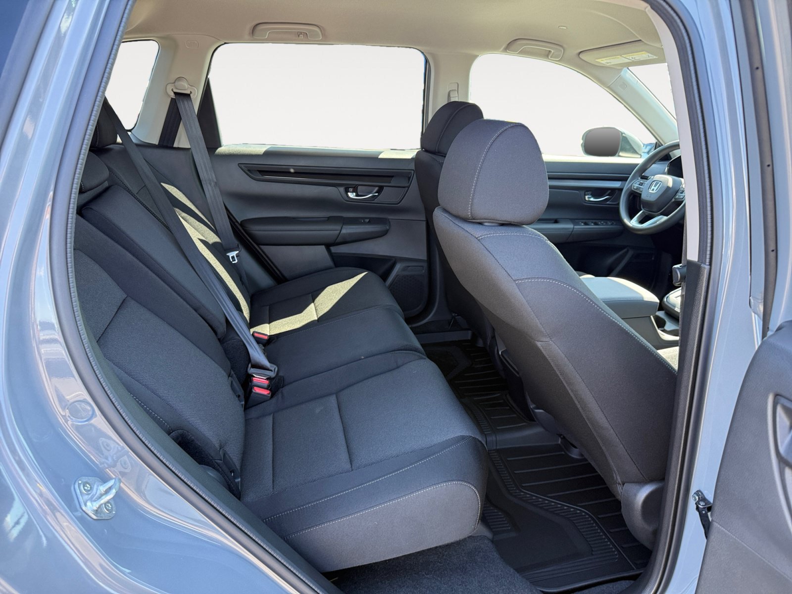 New 2026 Urban Gray Pearl Honda LX image 18