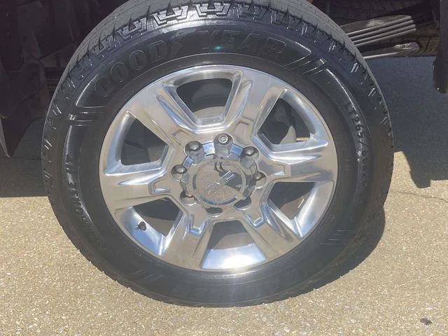 Used 2019 Red GMC SLT image 8