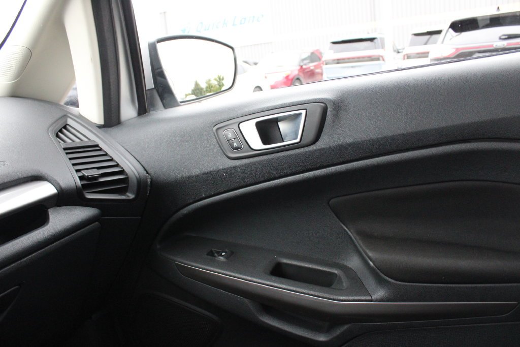 Used 2019 Silver Metallic Ford SE image 21