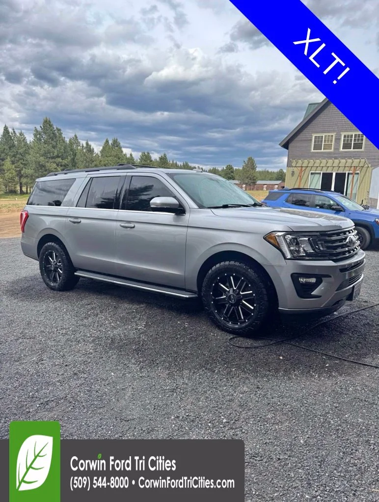 Used 2020 Silver Ford XLT image 1