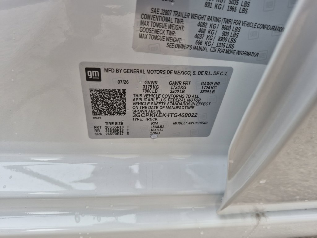 New 2026 Summit White Chevrolet LT (2FL) image 27