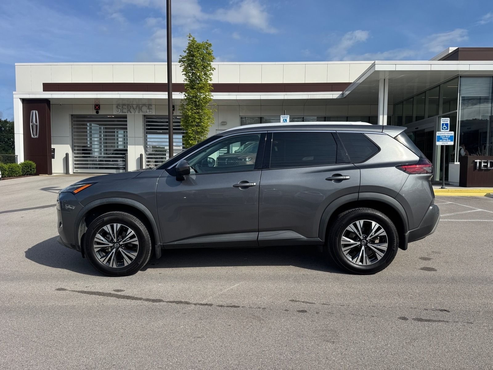 Used 2021 Gun Metallic Nissan SV image 2