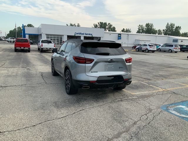 Used 2023 STERLING GRAY METALLIC Chevrolet RS image 9